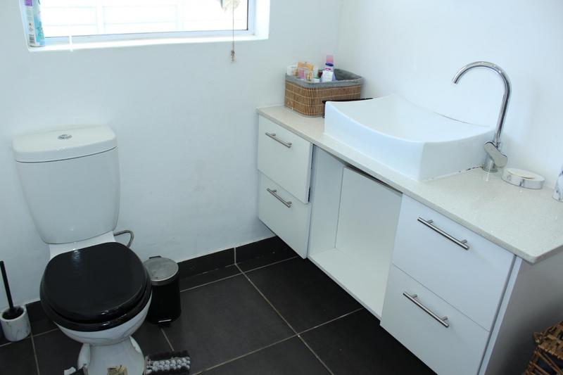 7 Bedroom Property for Sale in Vasco Estate Western Cape